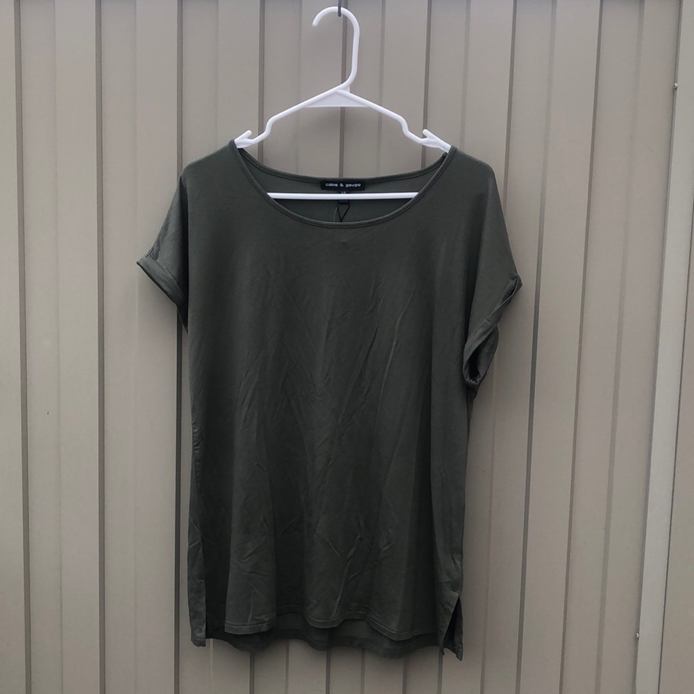 NWT Sage t-shirt, Cable & Gauge